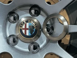 Advan 65mm Alfa Romeo Centrumkåpa Adapter Ring - Silver Alumit