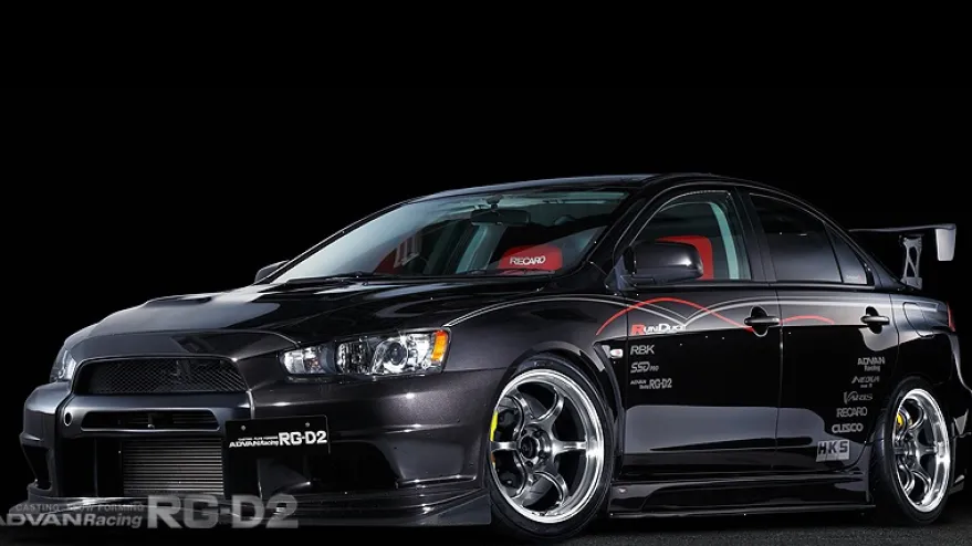 Advan RG-D2 18x11,0 +30 5-114,3 Machining & Racing Hyper Svart Fälg