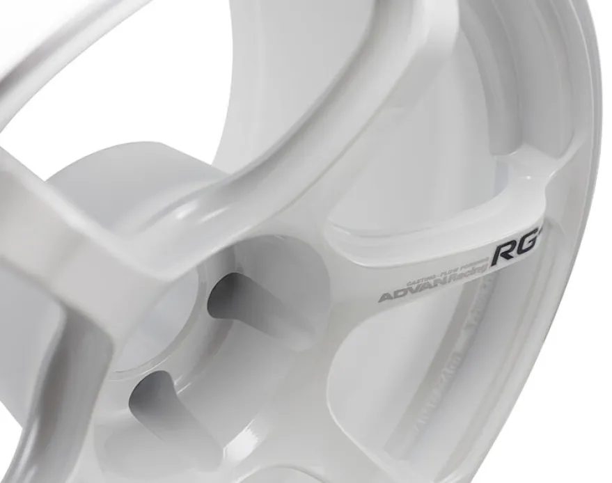 Advan RG-4 18x8.5 +37 5x114.3 Racing Vit & Svarvad Kant Fälg