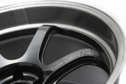 Advan R6 20x10,5 +24mm 5-114,3 Machining & Svart Coating Graphite Fälg
