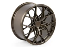 A02 Flow Formed Fälg 18x8.5 5x112 ET45 Navhål 66.5mm Brons APR