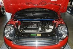 BMW Cooper R56 06-13 Främre Fjäderbensstag Hardrace