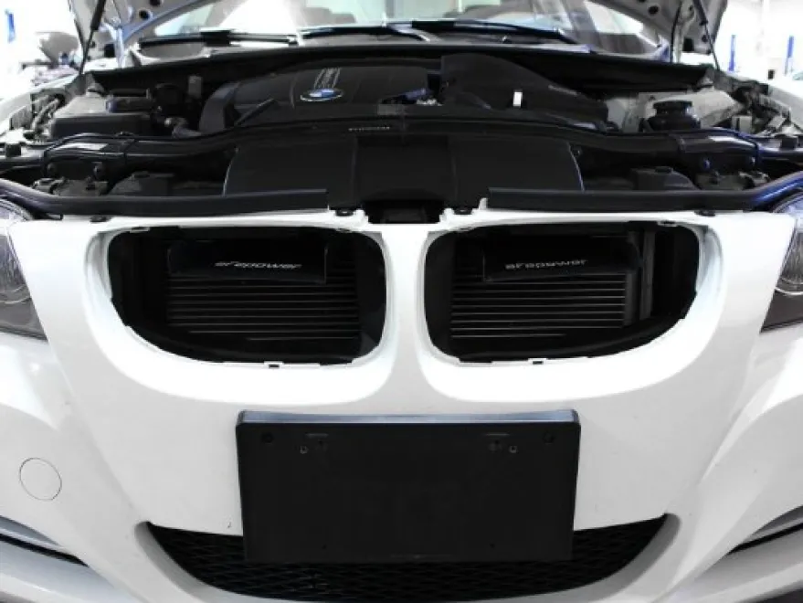 BMW 328i/335i/M3 (E9x) 2007-2013 MagnumFORCE Luftstyrning aFe Power - Svart