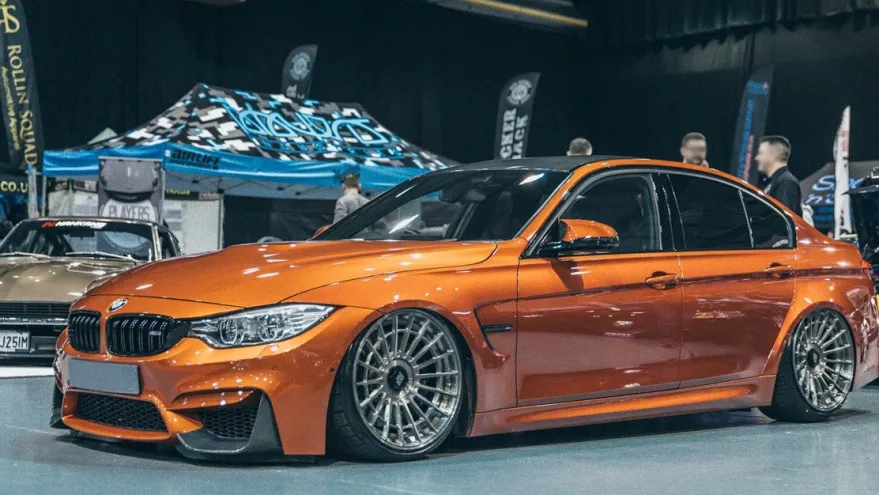 BMW M3 F80 & M4 F82/F83 15+ Bakre Luftfjädring Air Lift Performance