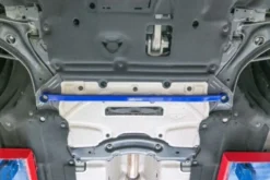 Ford Focus MK4 18- Främre Nedre Förstärkningsstag Hardrace