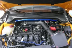Ford FOCUS ST MK4 19- LHD Främre Fjäderbensstag Hardrace
