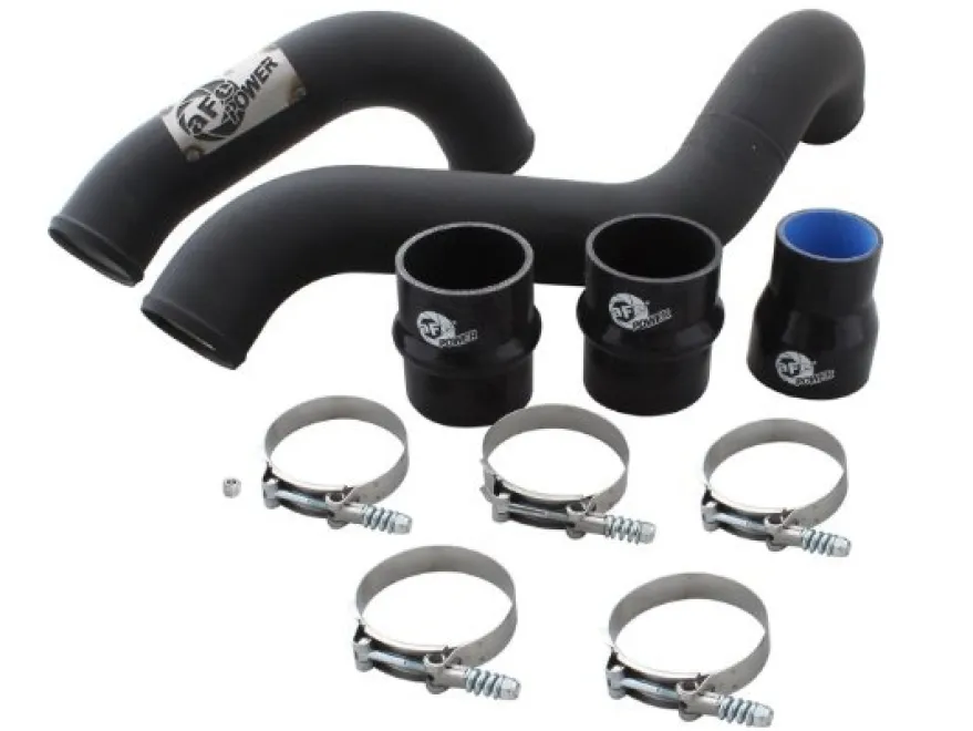 GM Diesel Pick-up 2011-2016 V8-6.6L (td) LML Bladerunner 3in Intercoolerrör Ut aFe Power