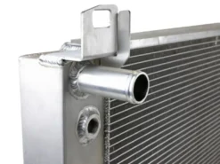 GM Gas Pick-up/SUVs V8 (GMT800/900) 1999-2013 BladeRunner Street Series Aluminiumkylare aFe Power