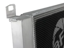 GM Gas Pick-up/SUVs V8 (GMT800/900) 1999-2013 BladeRunner Street Series Aluminiumkylare aFe Power