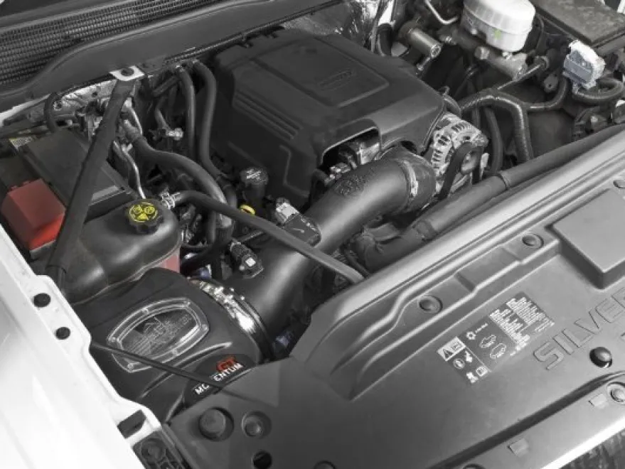 GM Silverado/Sierra 2500/3500HD 2009-2015 V8-6.0L Momentum GT Pro DRY S Stage-2 Insugskit aFe Power