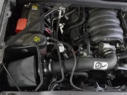 GM Silverado/Sierra 1500 2014-2017 5.3L/6.2L Med Elfläkt MagnumFORCE Insugskit Sportluftfilter aFe Power