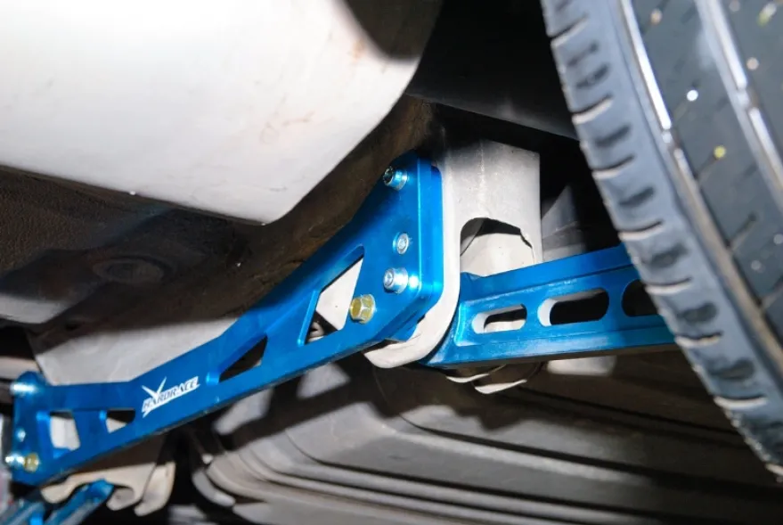 Honda Civic 1996-2000 Sub-frame Förstärkt Stag Svart Hardrace