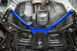 Honda FIT GK Främre Mittstag (Bakom främre subframen) Hardrace