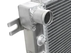 Jeep Wrangler (JK) 2007-2018 V6-3.6L/3.8L BladeRunner Street Series Aluminiumkylare aFe Power