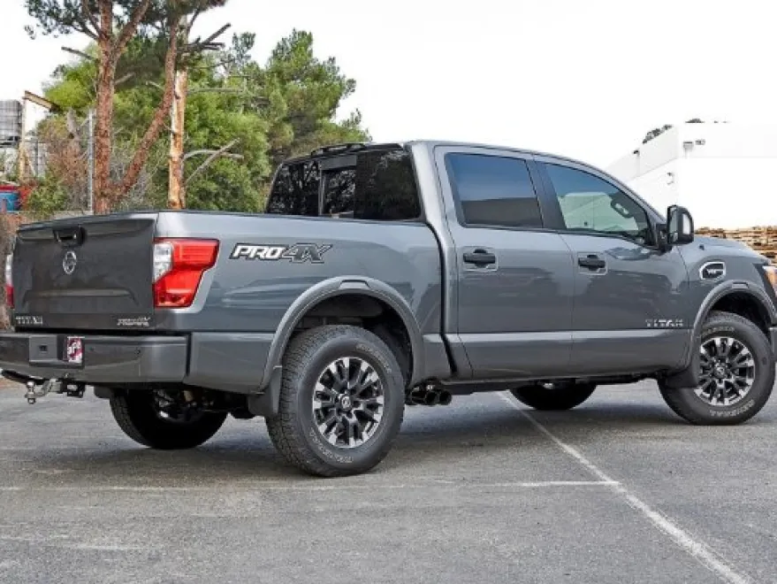 Nissan Titan 2017-2024 V8-5.6L Rebel Series 2-1/2in 409 SS Cat Back Sportavgassystem - Svarta Utblås aFe Power