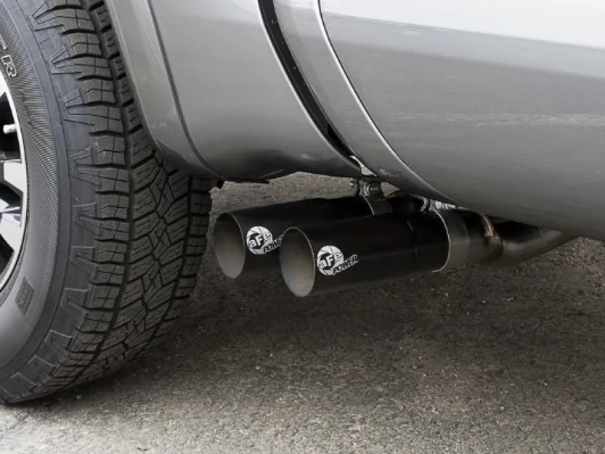 Nissan Titan 2017-2024 V8-5.6L Rebel Series 2-1/2in 409 SS Cat Back Sportavgassystem - Svarta Utblås aFe Power