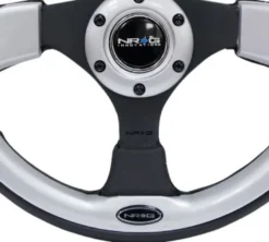 NRG Pilota ''Racestyle'' 320mm Svart/Silver NRG