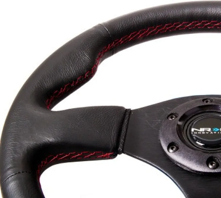 NRG Sportratt Läder med Röda Sömmar 320mm