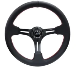 NRG Sportratt Läder med Svart Centrum / Röda Sömmar 350mm (3'' Djup)