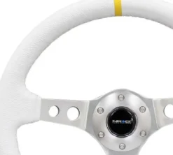 NRG Vit Läderrätt med Silver Centrum / Gul Centermarkering 350mm (3'' Djup)