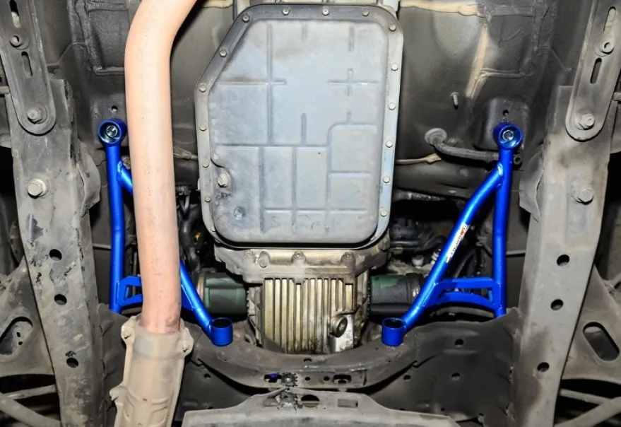 Subaru Legacy Turbo 09-14 Främre Nedre Förstärkningar Hardrace