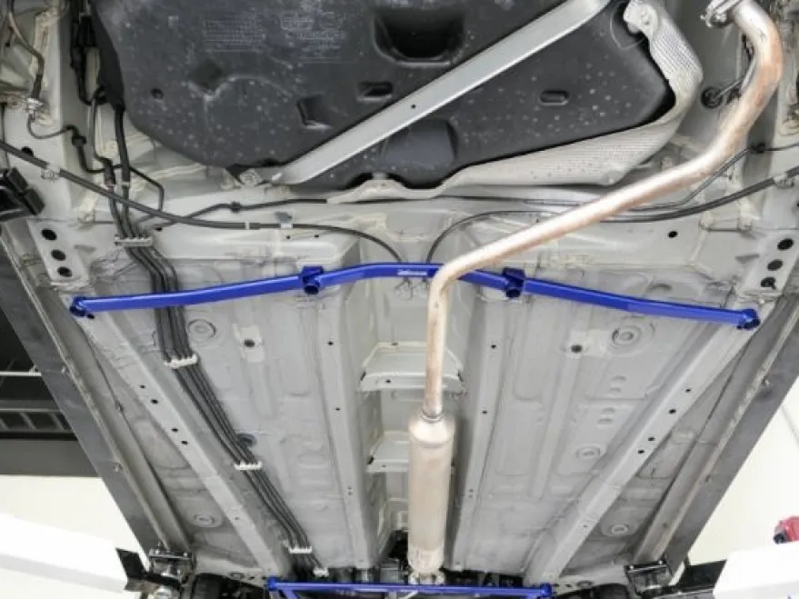 Suzuki Ignis 17- Bakre Nedre Förstärkningsstag Hardrace