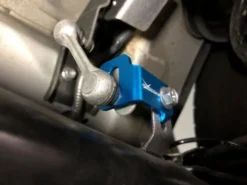 Suzuki Vitara 16- Justerbart Främre Fäste till Ljusreglering Hardrace