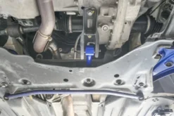 Suzuki VITARA 15- / SX4 14- (1.4T) Bakre Motorfäste Hardrace