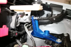 Tesla Model Y 2020+ Bromscylinderstopp Hardrace