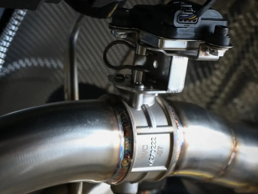 Toyota GR Supra 2020-2024 L6-3.0L Takeda 3in-2.5in 304 SS CB Sportavgassystem Kolfiber Utblås - aFe Power