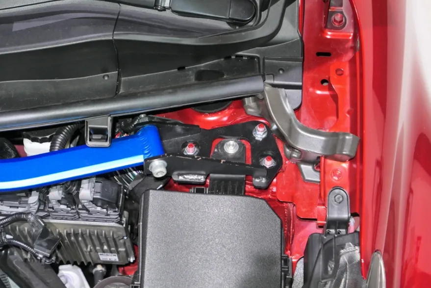 Toyota Yaris GR 2020+ Främre Fjäderbensstag Hardrace