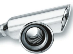 Utblås 2.25'' Inlopp / 4'' Utlopp Singel Runda Rolled Angle-Cut Lined Resonated Borla