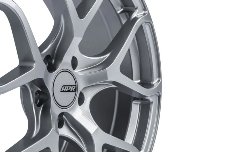 A01 Flow Formed Fälg 19x8.5 5x112 ET45 Navhål 66.5mm Hyper Silver APR