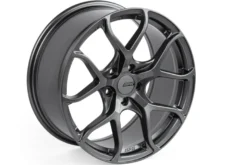 A01 Flow Formed Fälg 18x8.5 5x112 ET45 Navhål 66.5mm Gunmetalgrå APR
