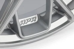 A02 Flow Formed Fälg 18x8.5 5x112 ET45 Navhål 66.5mm Hyper Silver APR