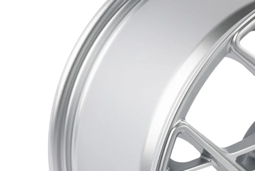 A02 Flow Formed Fälg 18x8.5 5x112 ET45 Navhål 66.5mm Hyper Silver APR