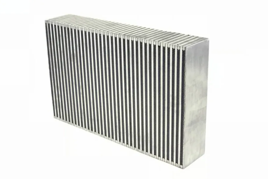 Cellpaket Intercooler (Bar & Plate) 550x350x114 (Vertikal) CSF Radiators