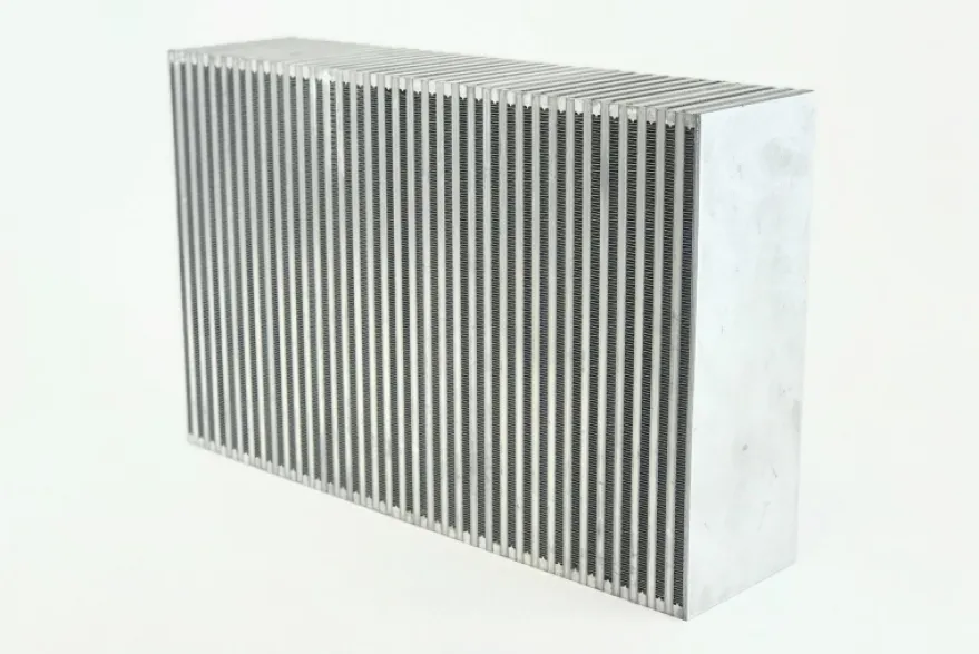 Cellpaket Intercooler (Bar & Plate) 550x350x140 (Vertikal) CSF Radiators