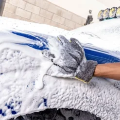 Chemical Guys Tvätthandske ''The Stranger helpful Handy Mitt'' Microfiber