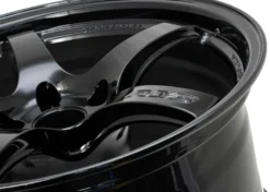 Gram Lights 57CR 18X9.5 +38 5-120 GLOSSY BLACK Fälg