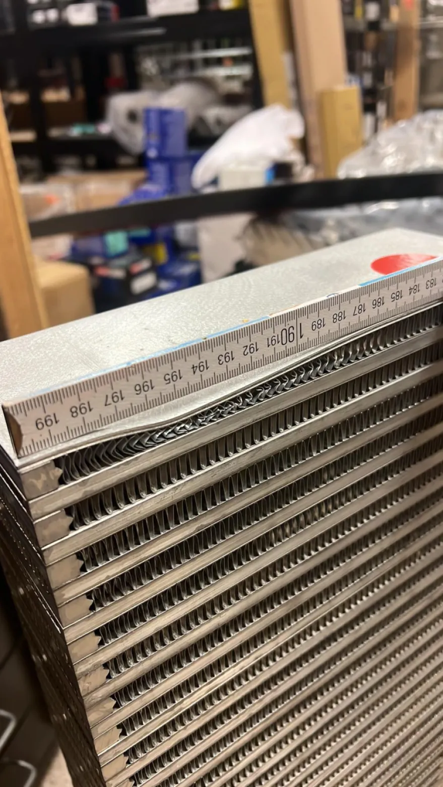 (Lätt Transportskada) Intercooler Cellpaket Stående Vibrant Performance