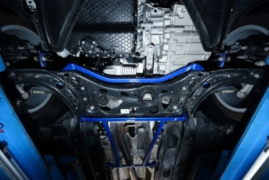 Volkswagen Golf 14- MK7 (Ej Golf R) Främre Nedre Förstärkningsstag Hardrace