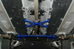 Volvo XC60 18- / XC90 15- (Ej T8) Mittre Nedre Förstärkningsstag Hardrace