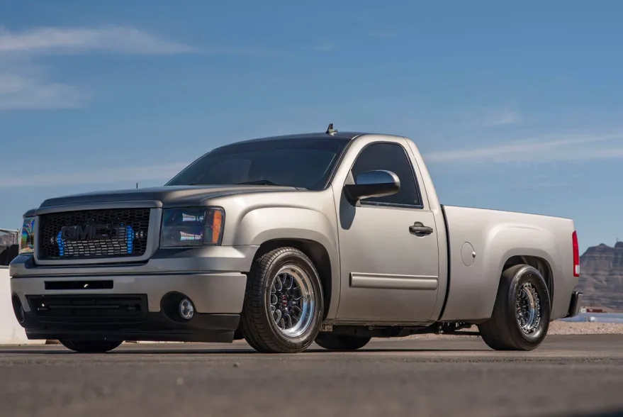 WELD S77 HD 17X10'' 18 6X139 80.77 Black Fälg